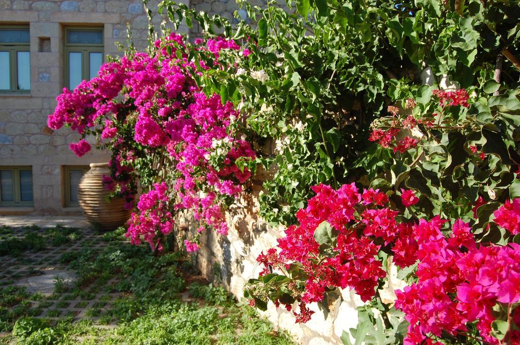 Meropi Villas Kardamyli Exterior foto