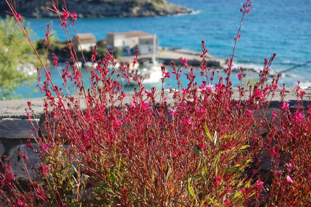 Meropi Villas Kardamyli Exterior foto