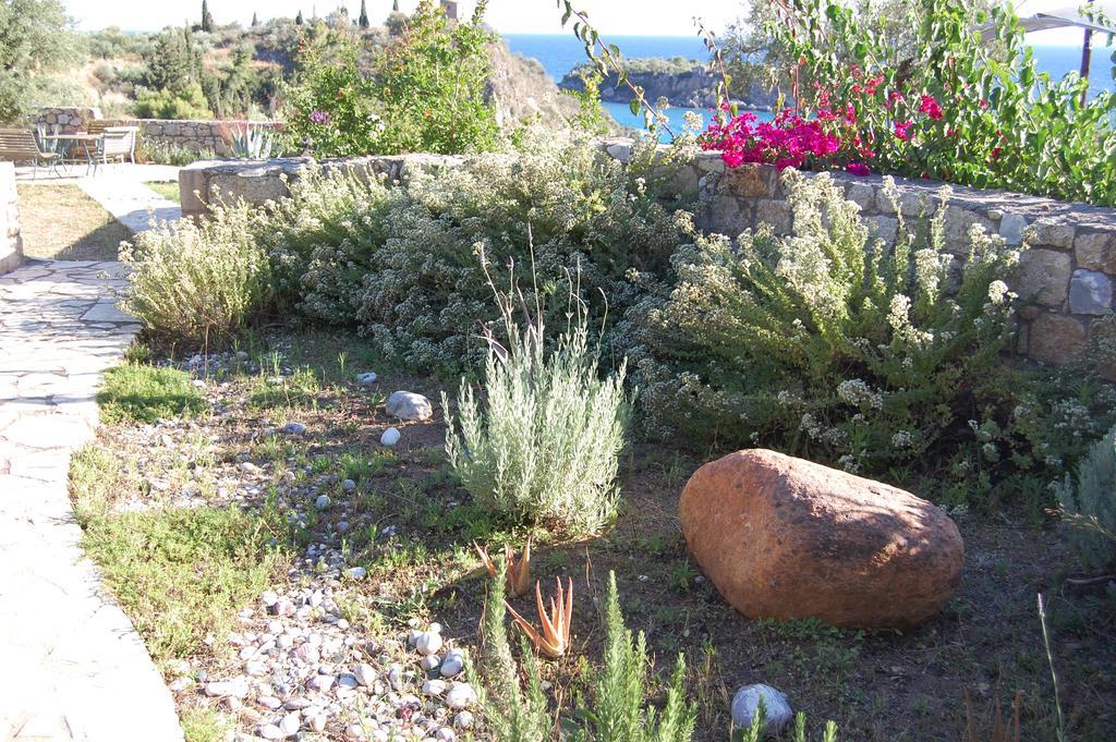 Meropi Villas Kardamyli Exterior foto